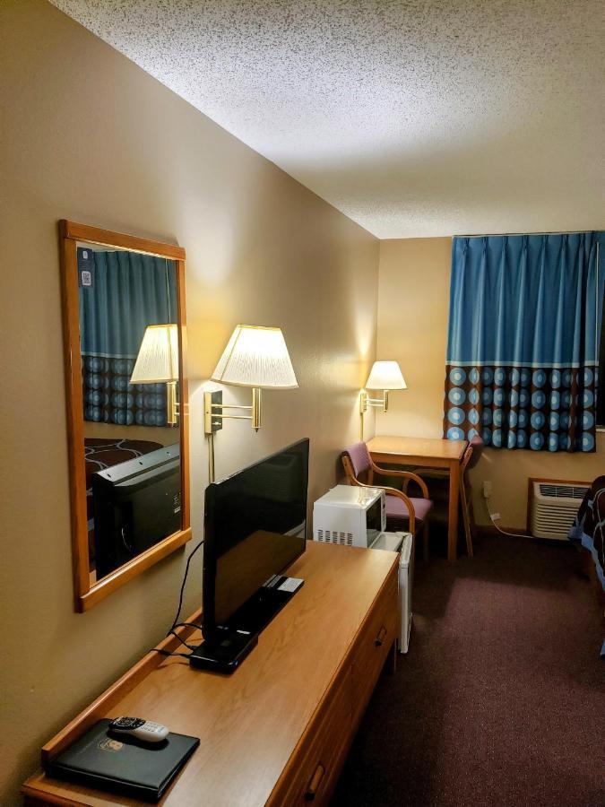 Super 8 By Wyndham Chariton Hotel Eksteriør billede
