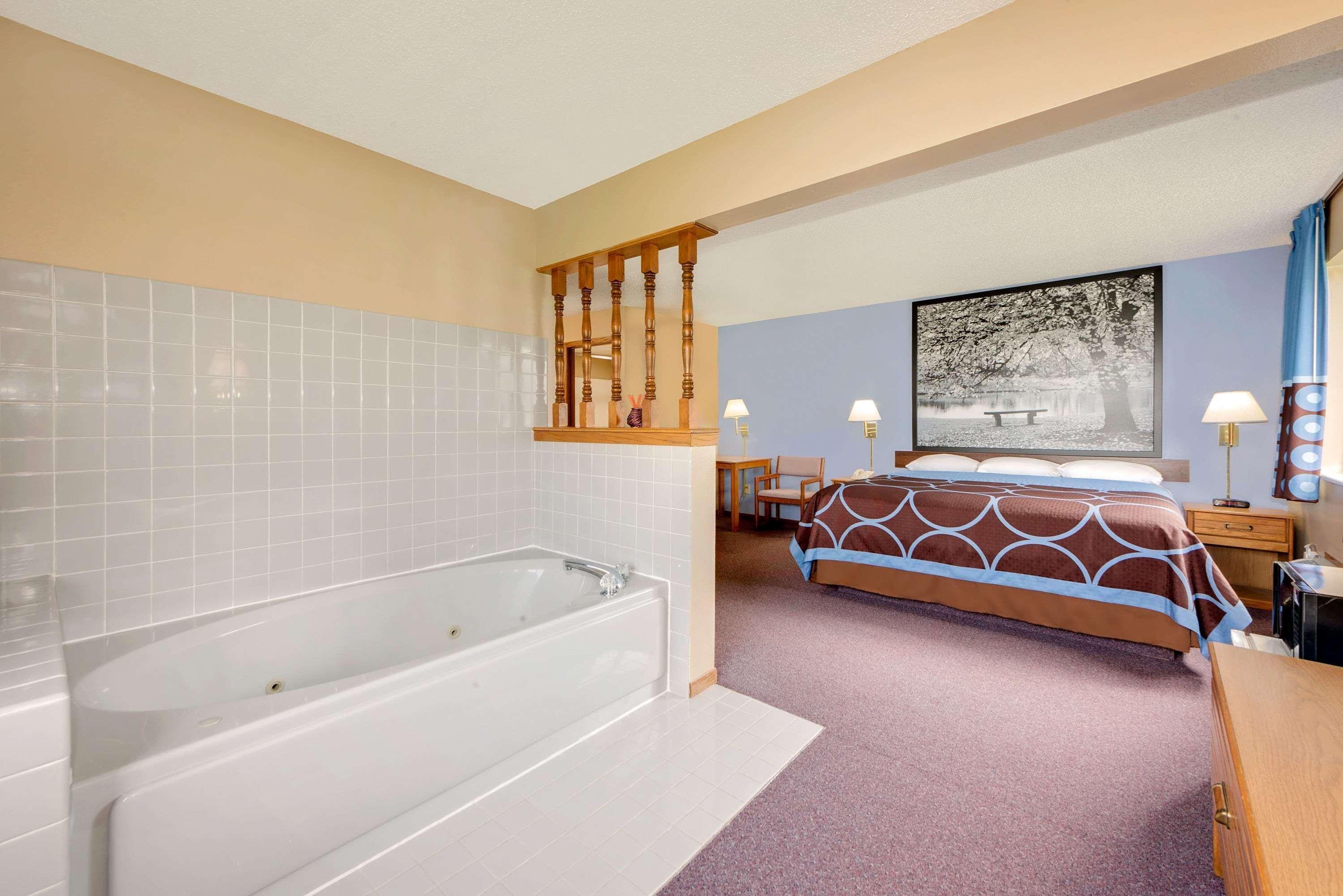 Super 8 By Wyndham Chariton Hotel Eksteriør billede