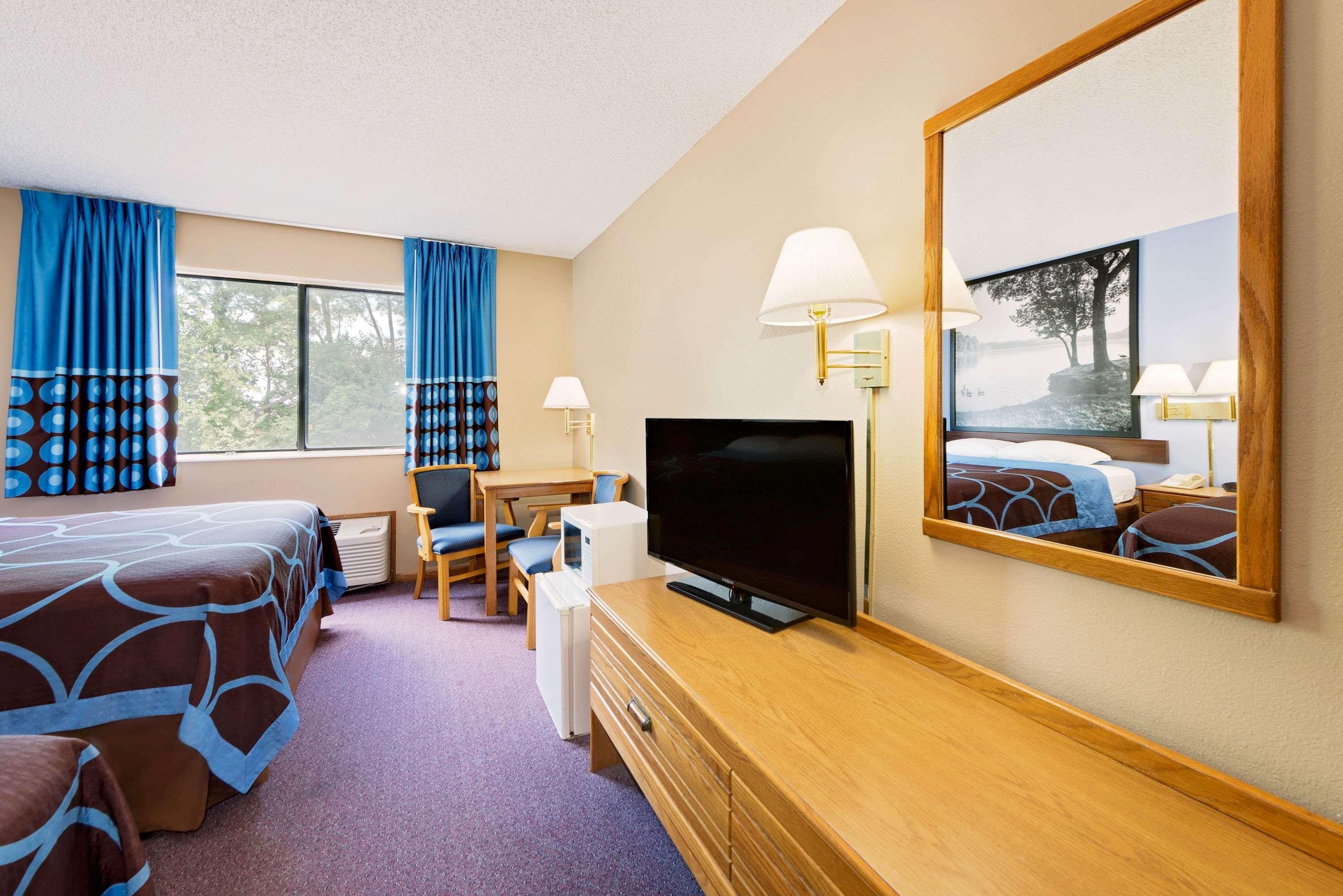 Super 8 By Wyndham Chariton Hotel Eksteriør billede